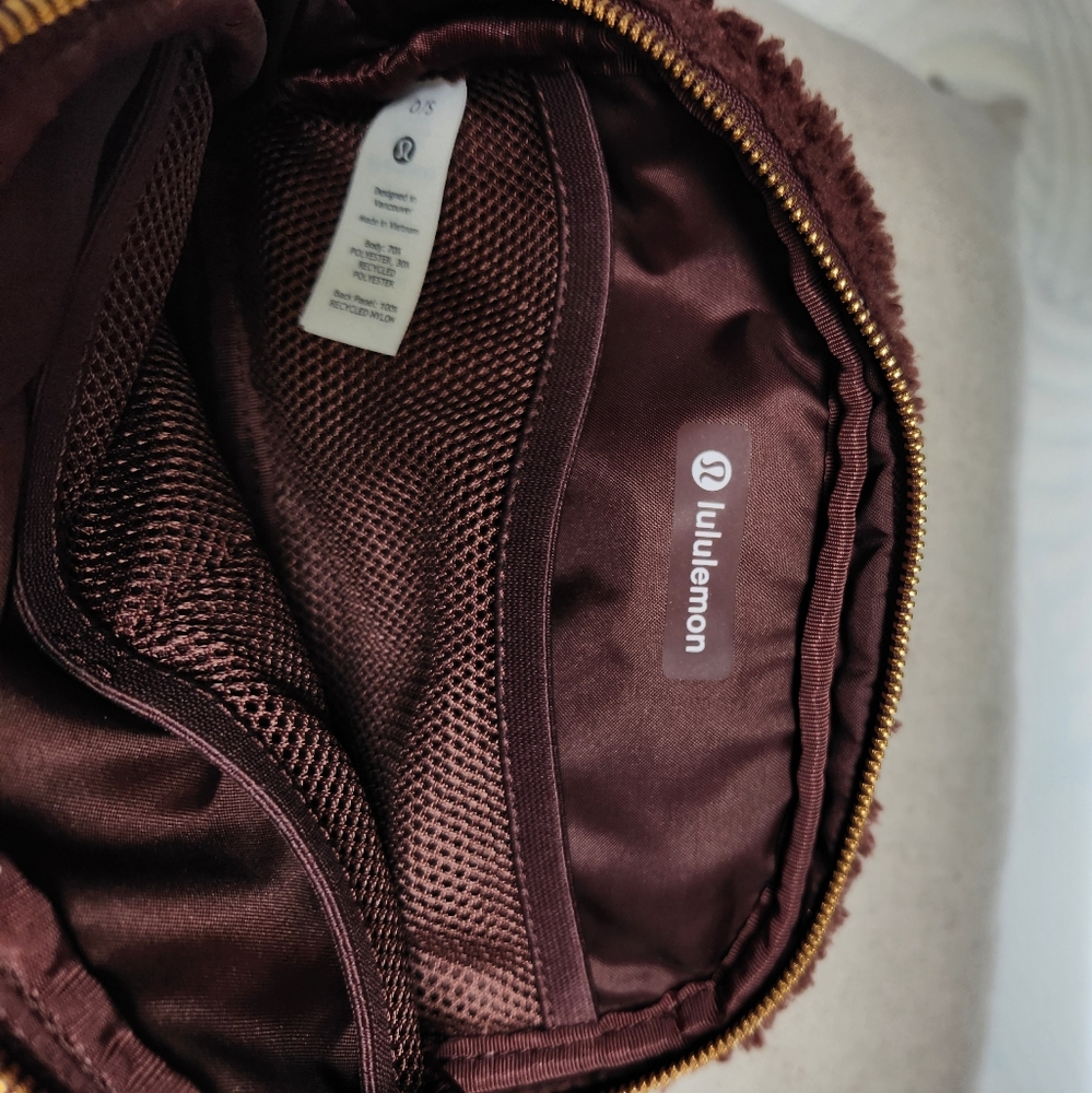 Womans fanny pack